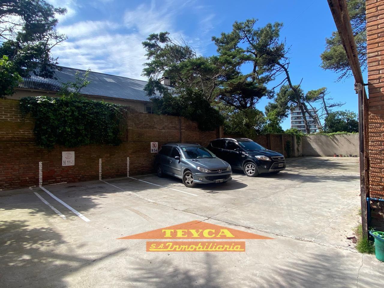 Foto de ALQUILER TEMPORARIO - DEPARTAMENTO DE 4 AMB CON COCHERA, ZONA CENTRO, imagen 3