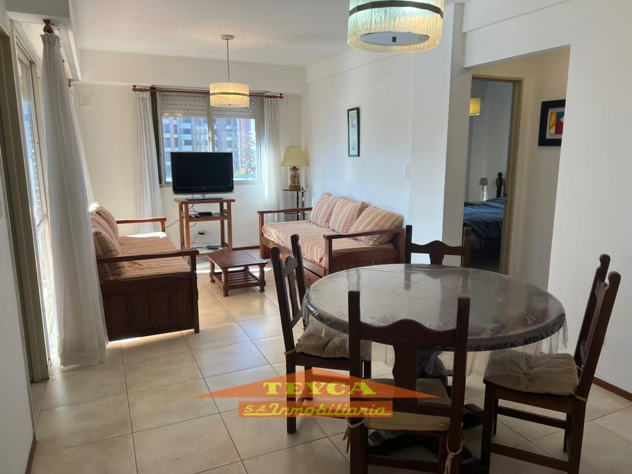 Foto de alquiler temporario - departamento de 2 ambientes, zona centro PINAMAR, imagen 1