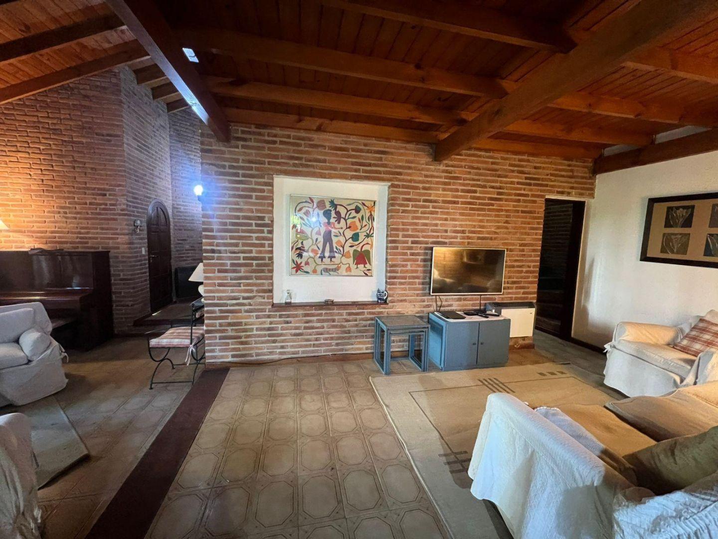 Foto de Alquiler Temporario - Casa 5 ambientes, zona Golf Nuevo, Pinamar, imagen 3