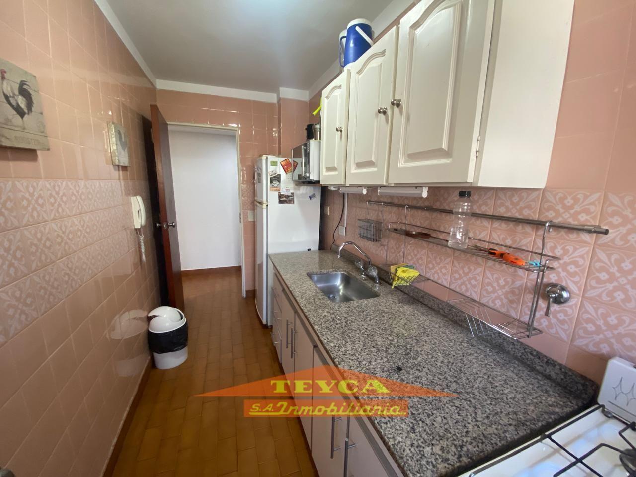Foto de ALQUILER TEMPORARIO - DEPARTAMENTO DE 2 AMB CON COCHERA, ZONA DUPLEX, imagen 3