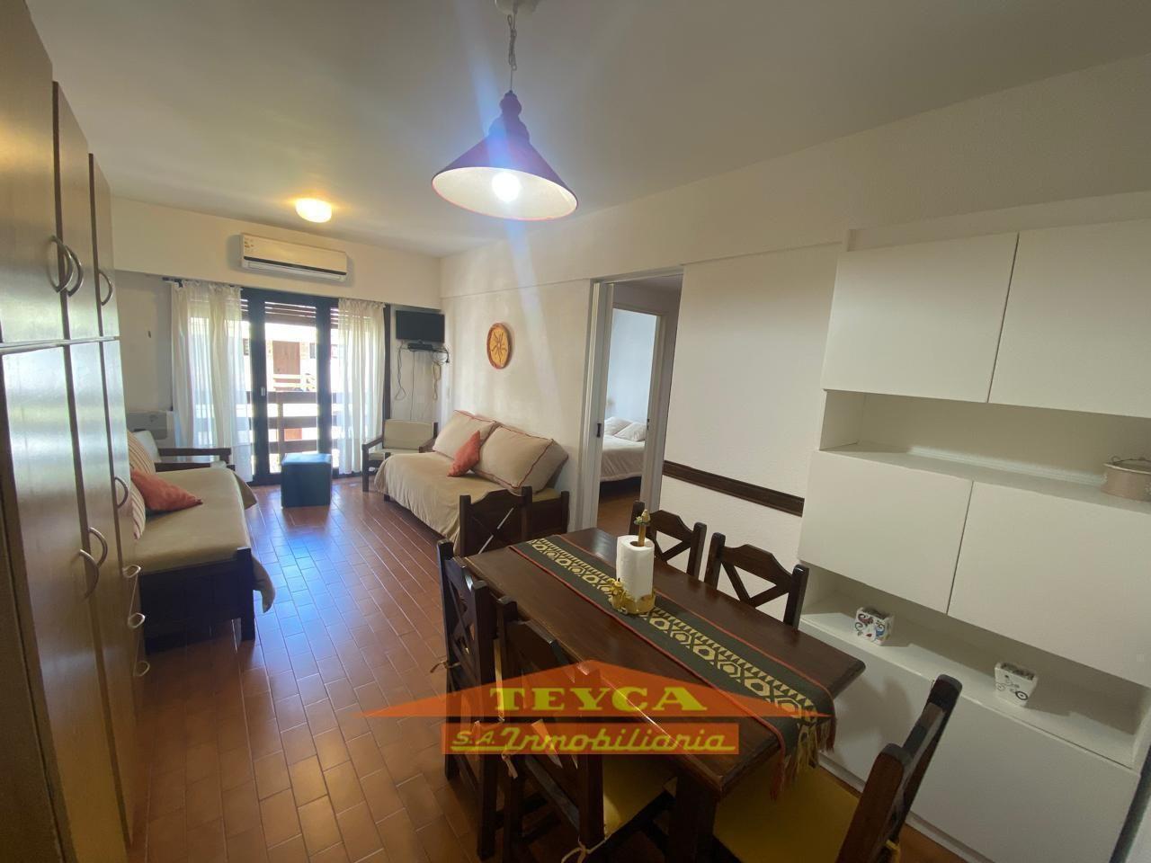 Foto de ALQUILER TEMPORARIO - DEPARTAMENTO DE 2 AMB CON COCHERA, ZONA DUPLEX, imagen 5
