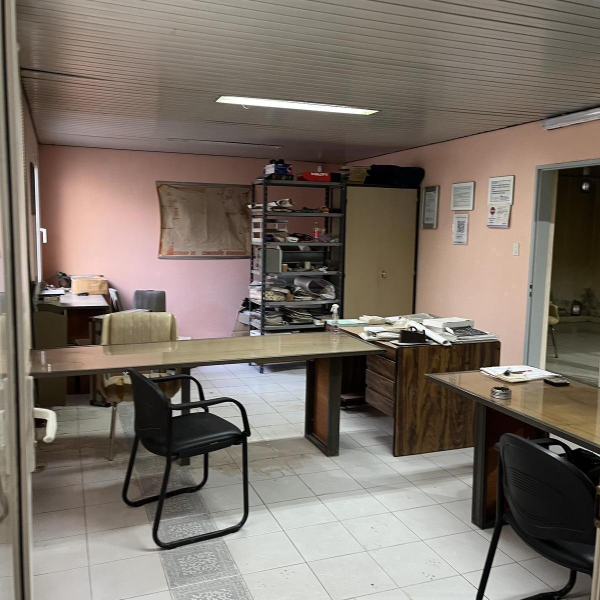 Nave Industrial en Calle Juan de Dios Trevisan 1