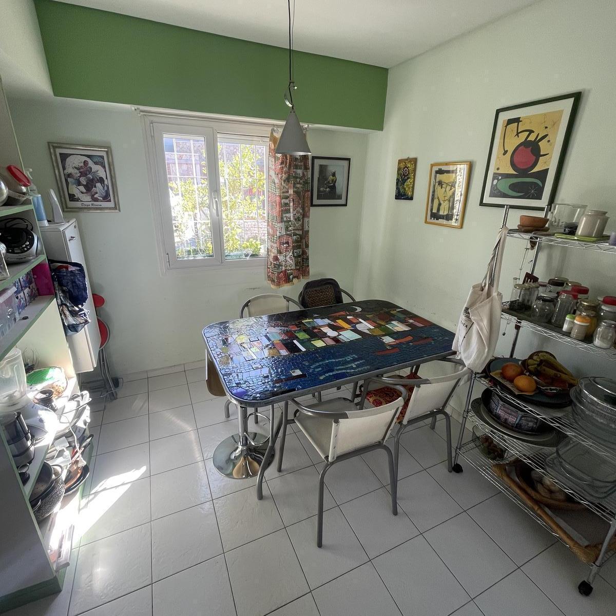 Casa en Barrio Roca 5