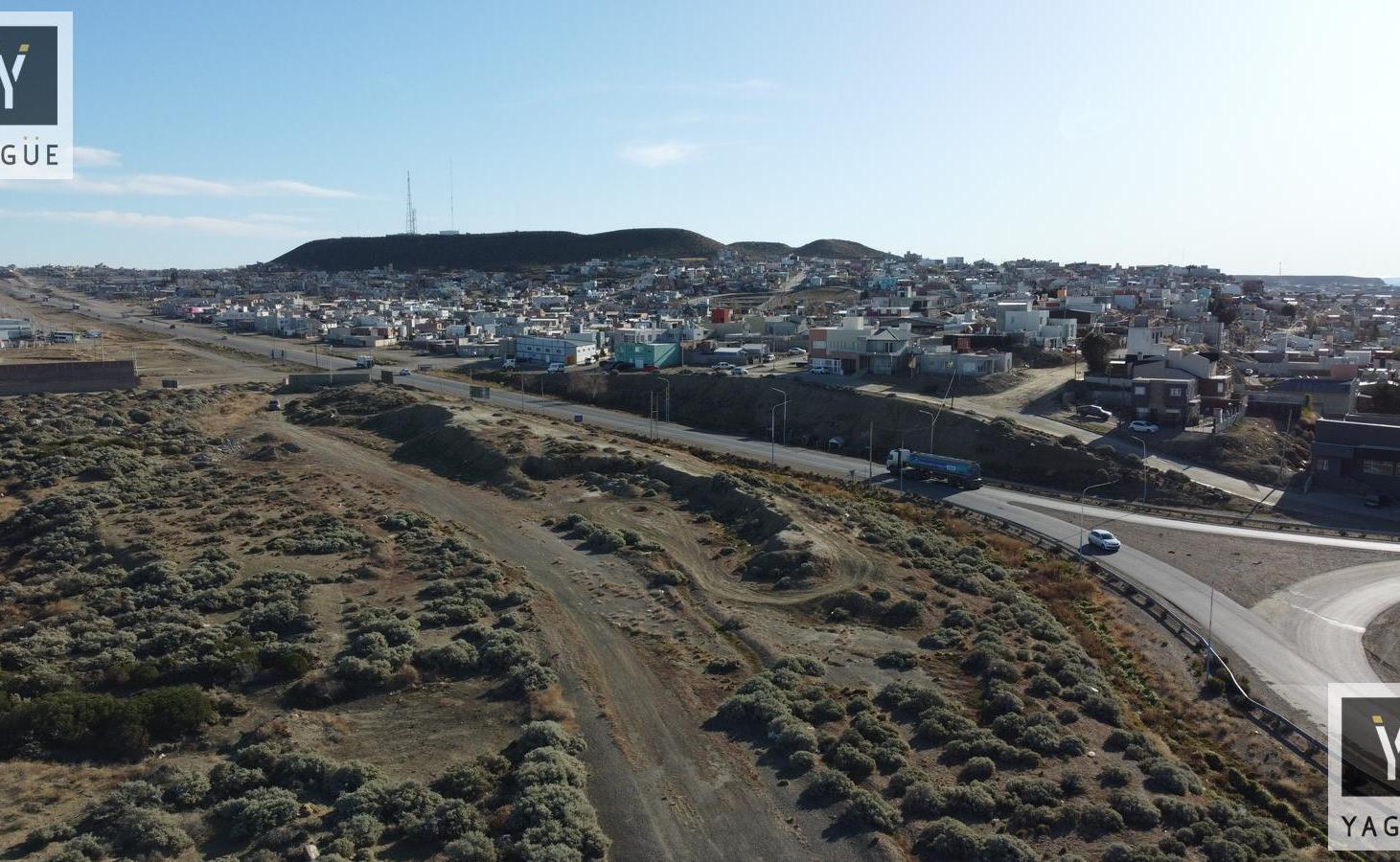 Foto de TerrenoGran terreno RN 3 - Caleta Olivia 20,000 m2 - Rotonda - 220 m de, imagen 1