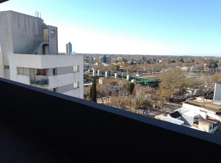 Departamento a extrenar Liniers 33 Temperley Oeste. 3