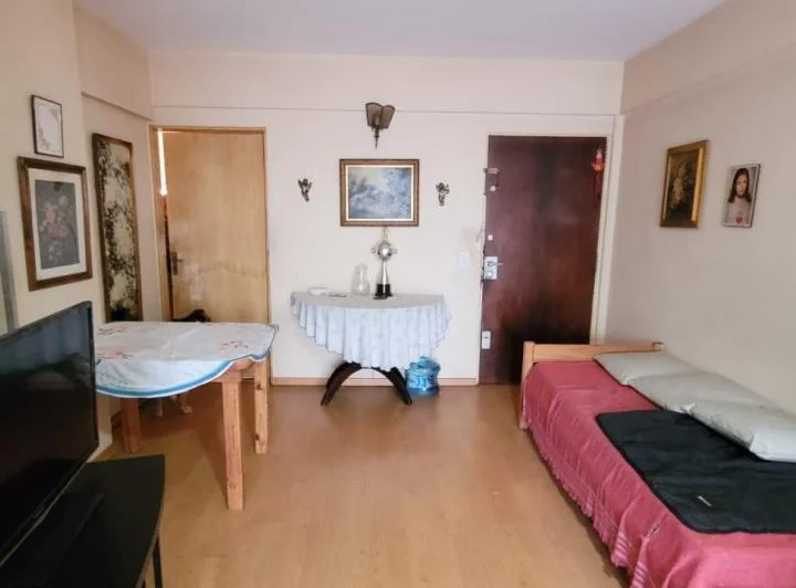 SEMIPISO 4 AMBIENTES CON BALCÓN!! 4