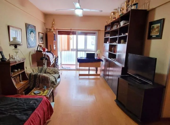 SEMIPISO 4 AMBIENTES CON BALCÓN!! 2