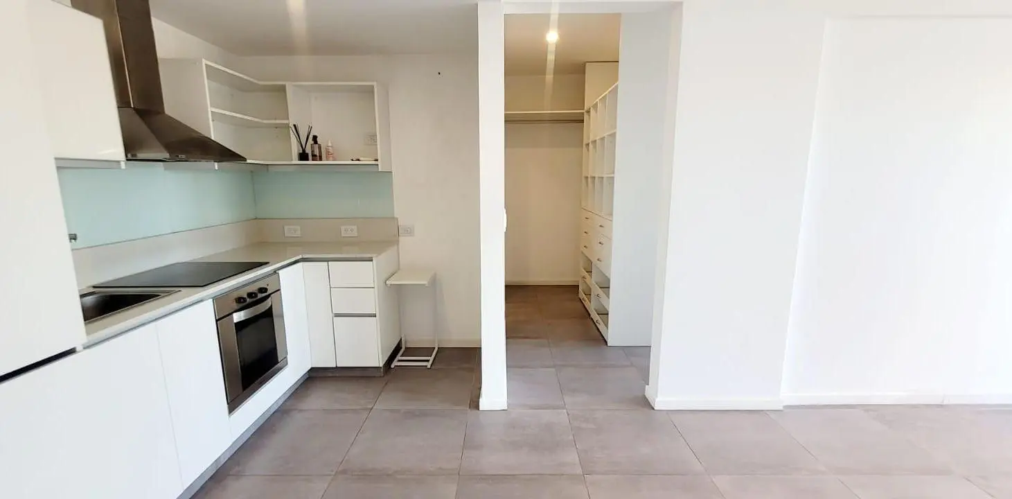 HERMOSO DEPARTAMENTO 2 AMBIENTES CON BALCÓN!! 5