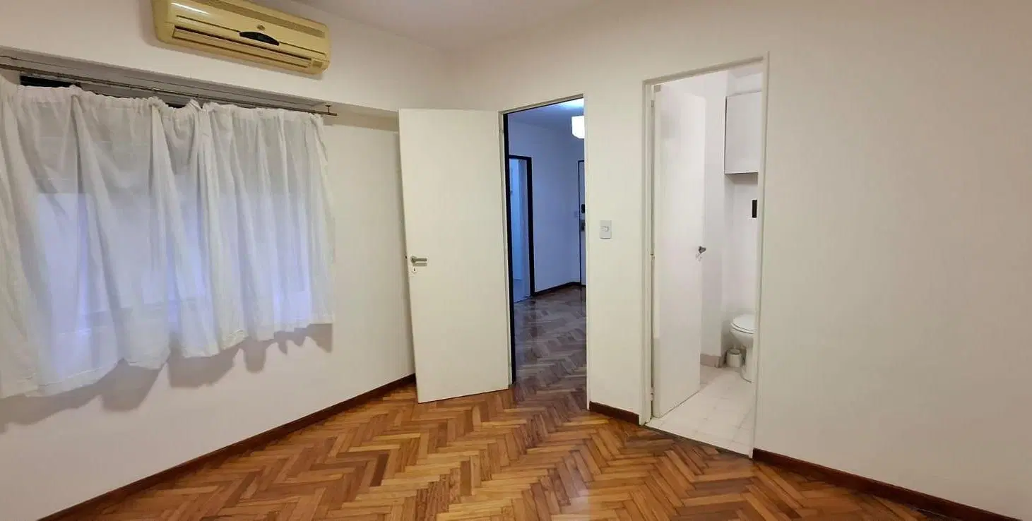 DEPARTAMENTO 2 AMBIENTES CON BALCÓN FRANCÉS!! 2