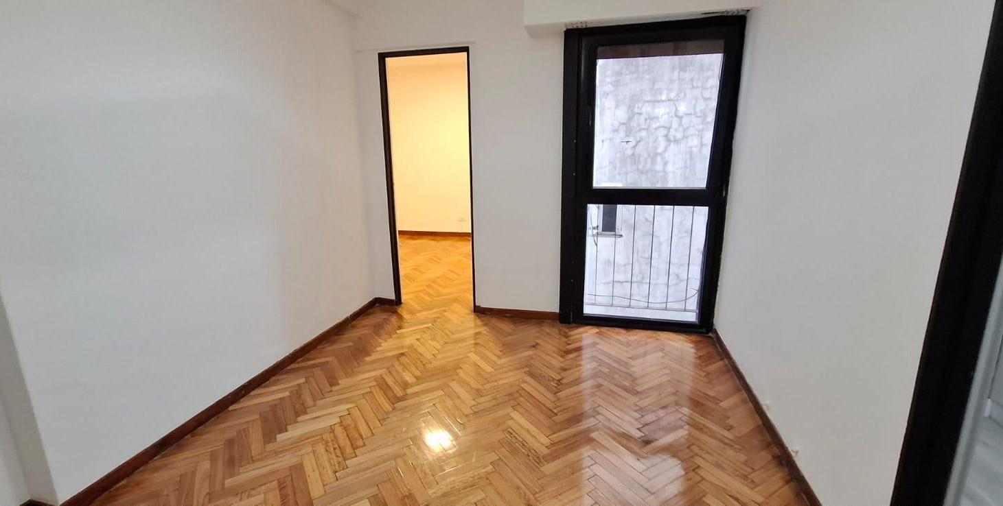 DEPARTAMENTO 2 AMBIENTES CON BALCÓN FRANCÉS!!