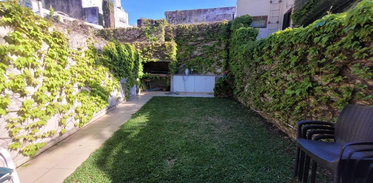 HERMOSO DEPARTAMENTO 2 AMBIENTES EN DUPLEX CON JARDÍN Y PARRILLA 4