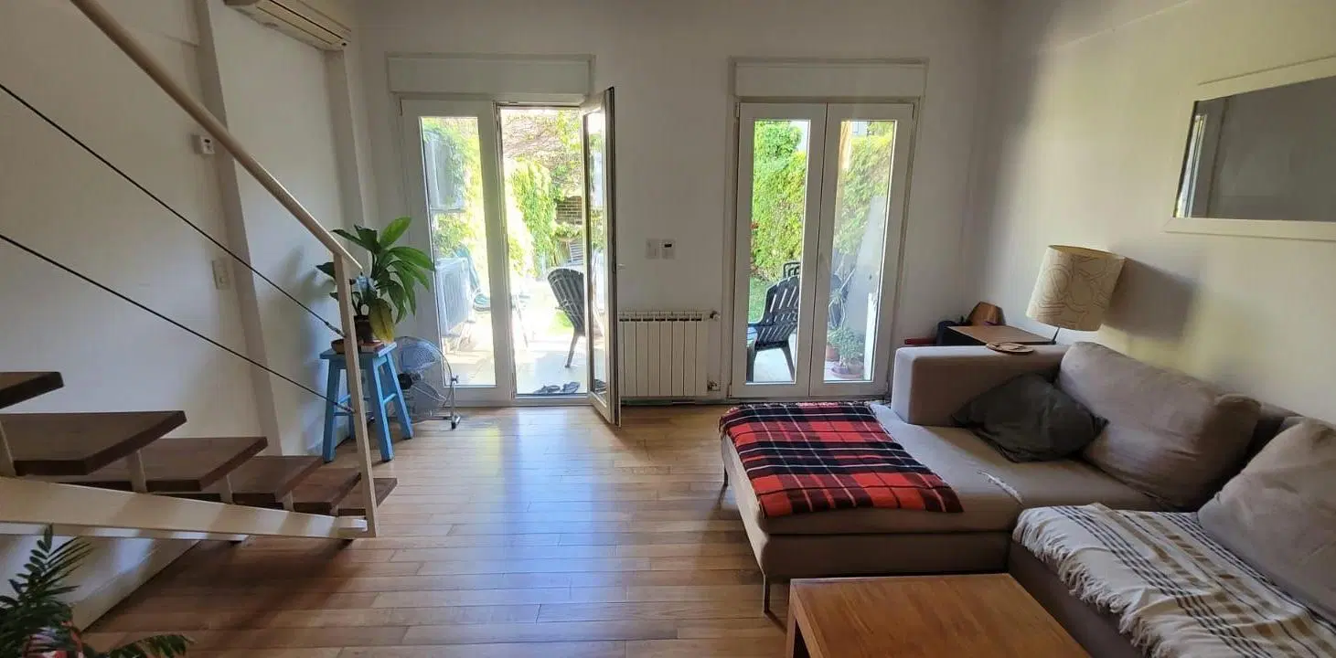 HERMOSO DEPARTAMENTO 2 AMBIENTES EN DUPLEX CON JARDÍN Y PARRILLA 5