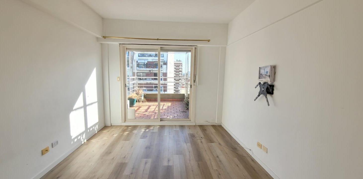Foto de DEPARTAMENTO 2 AMBIENTES CON BALCÓN!!, imagen 3