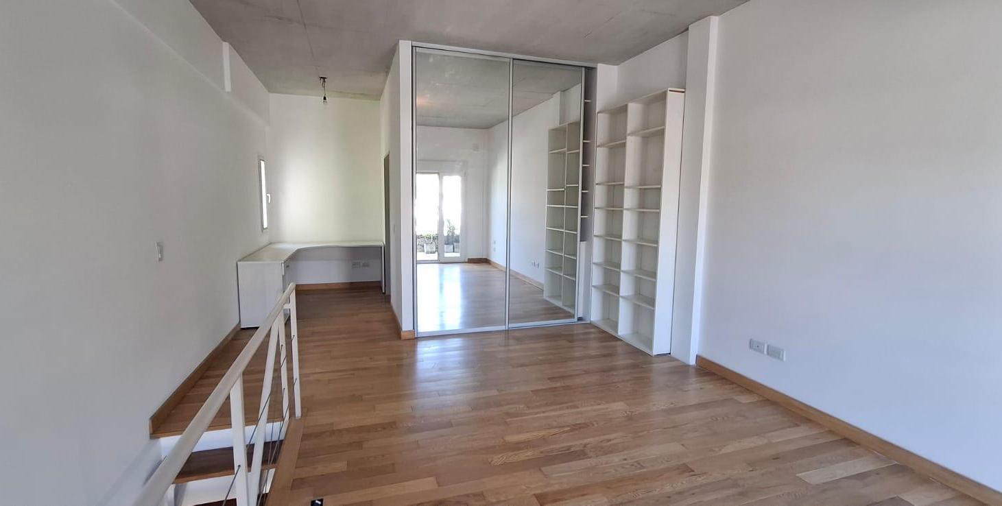 Foto de HERMOSO DEPARTAMENTO 2 AMBIENTES EN DUPLEX CON COCHERA Y TERRAZA!!, imagen 3