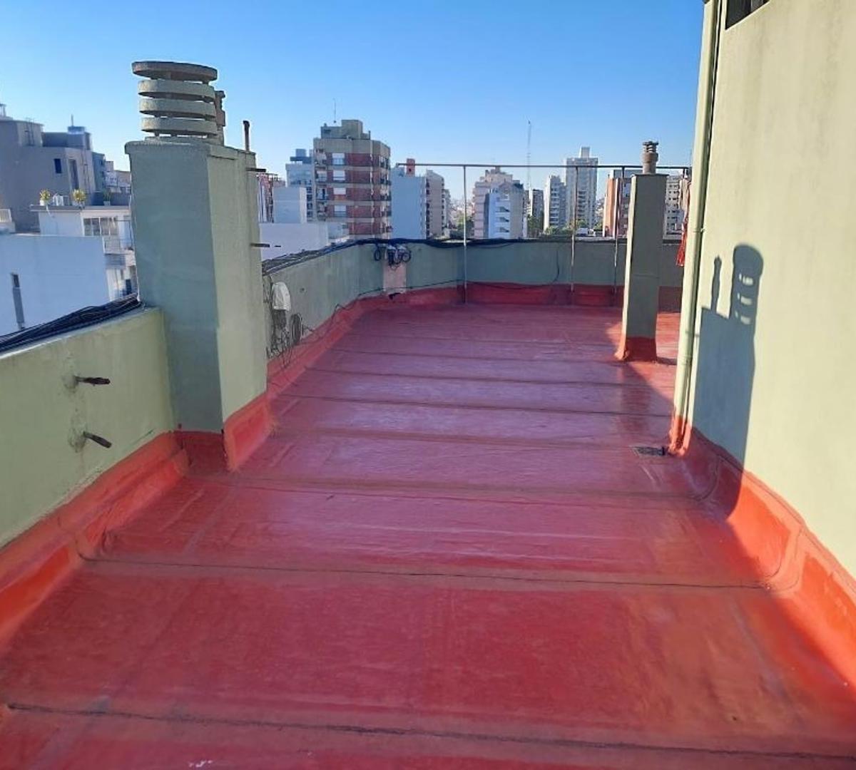 Depto de 2 Ambientes en Pleno Lanusita 3