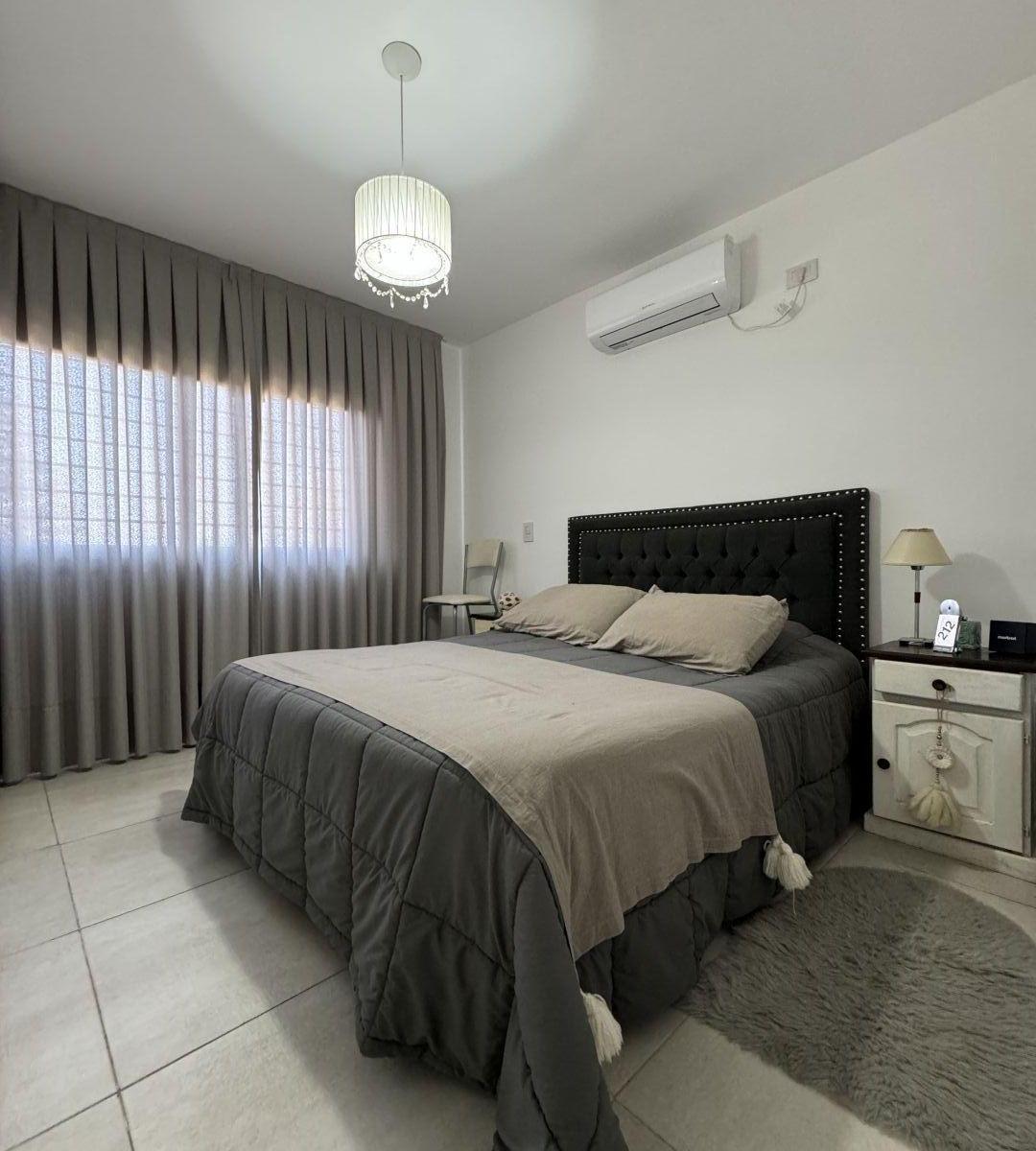 Hermoso Duplex de 3 Amb con Toilette y Cochera Cubierta 3
