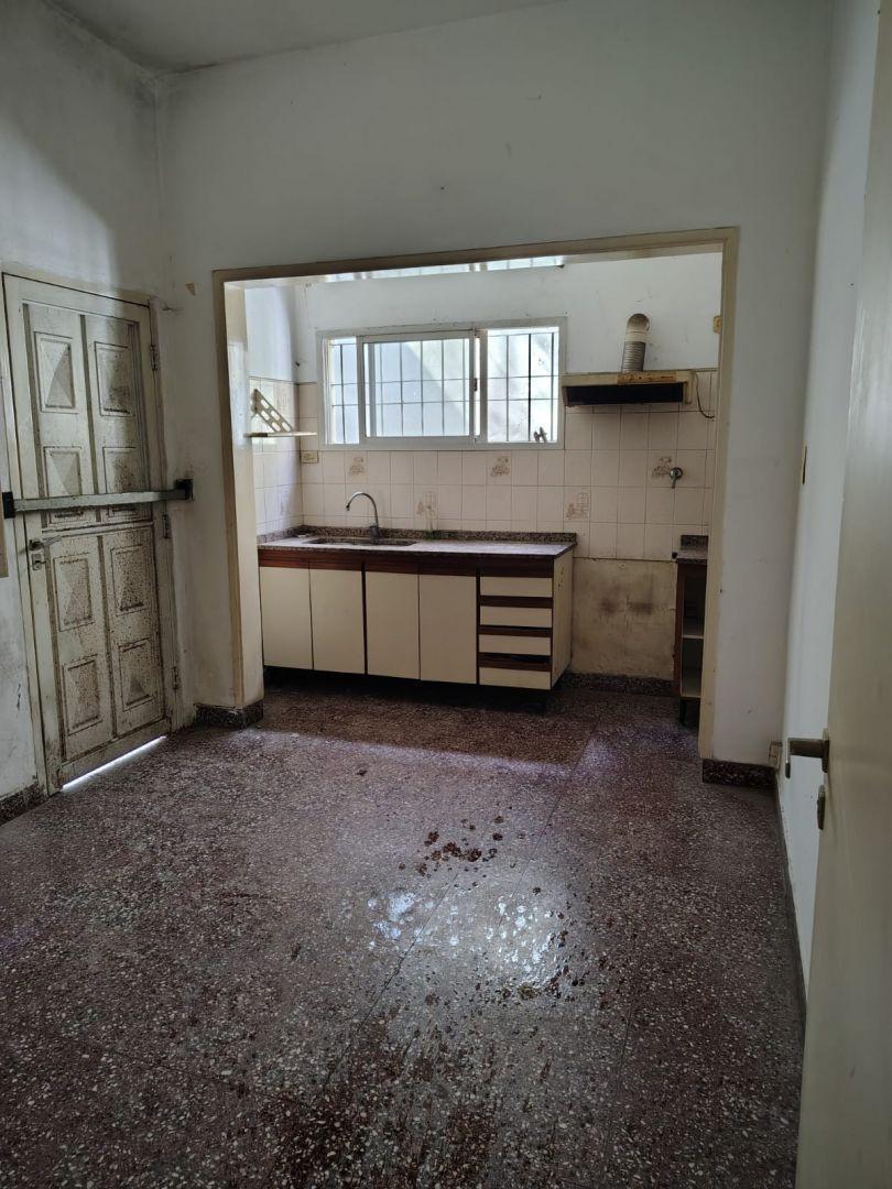 Oportunidad casa de 3 amb c/ cochera en exc. ubicación