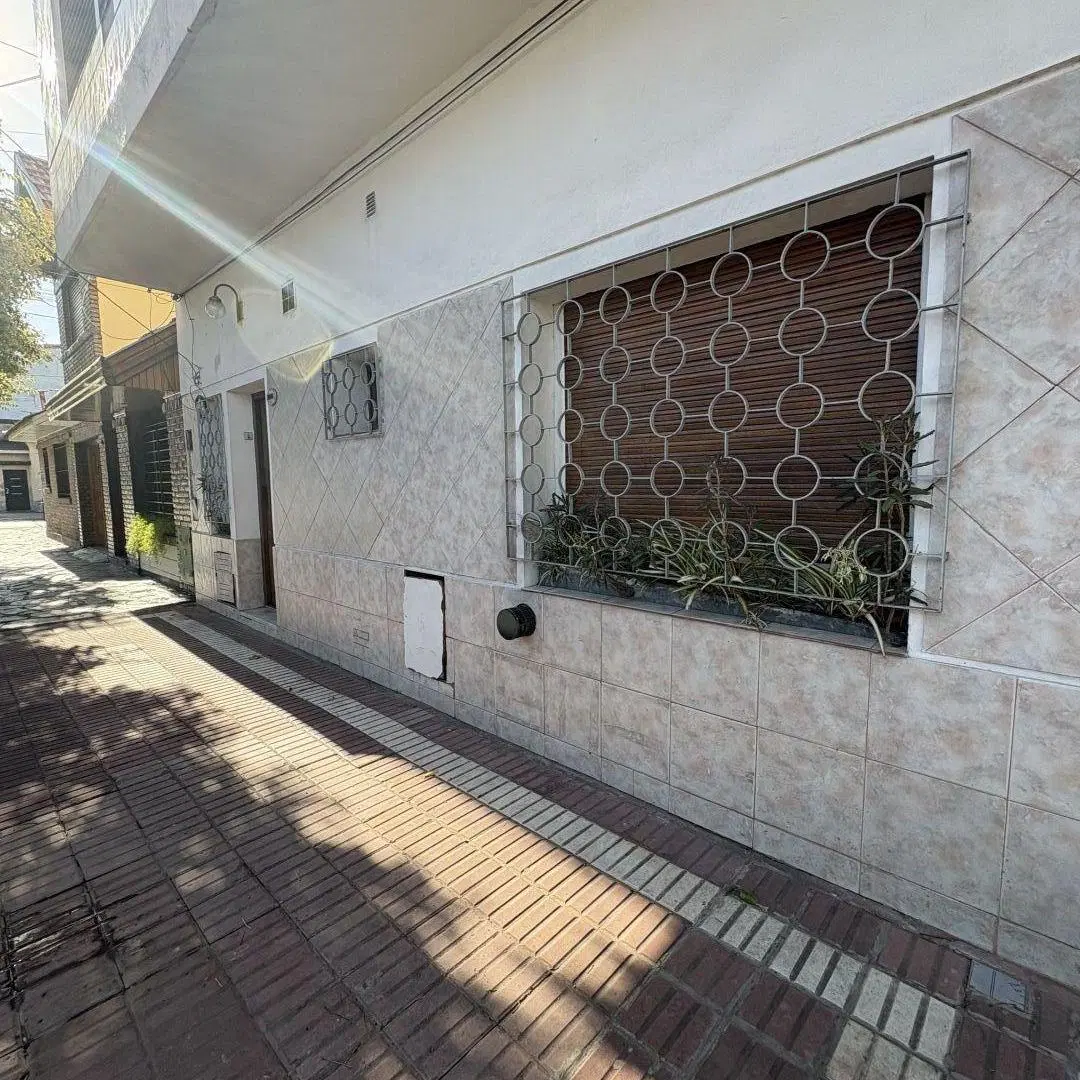 PH al frente de 2 amb sin expensas en exc. ubicación 4