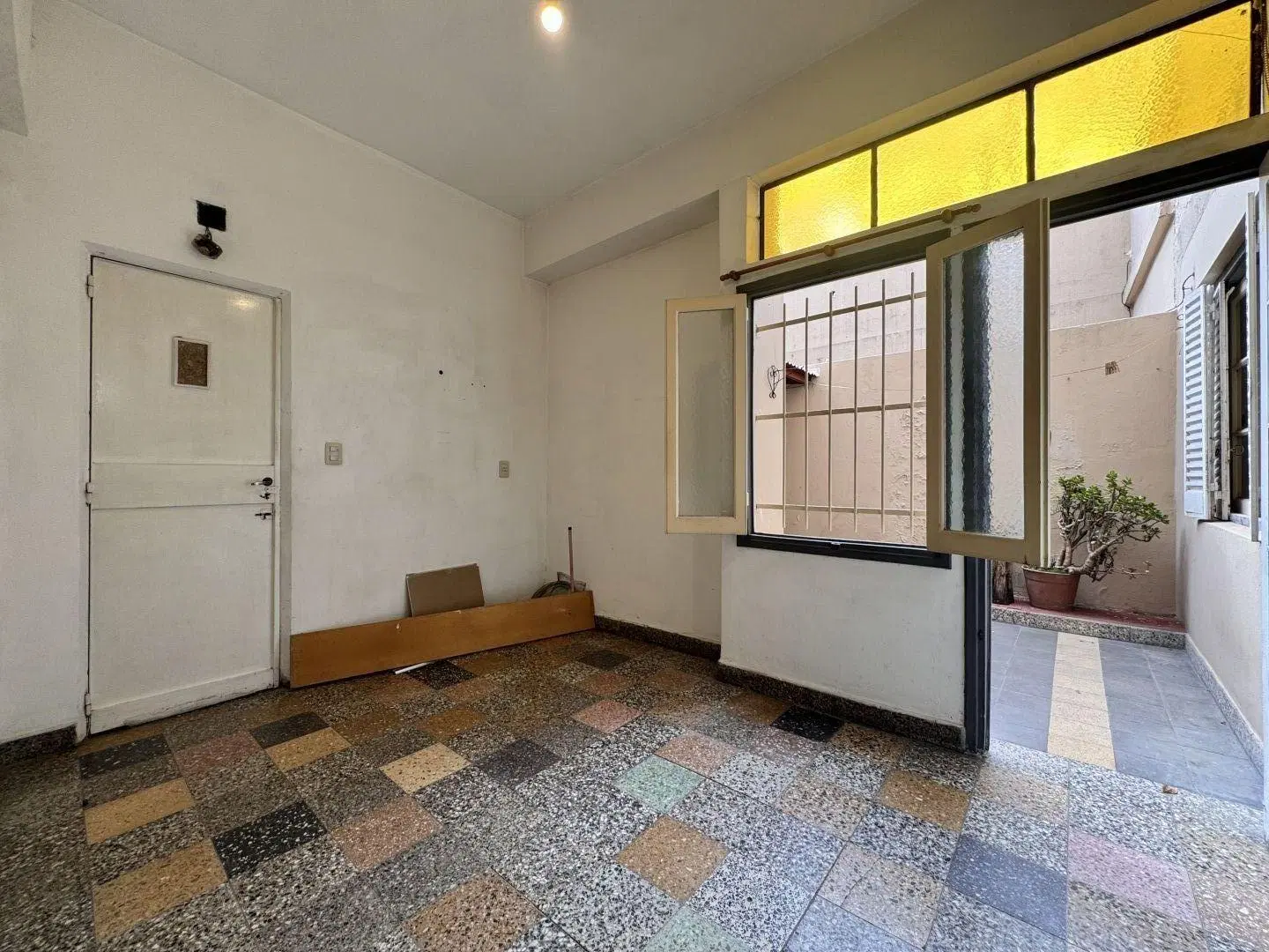 PH tipo casa de 2 amb con patio en exc ubicación. Sin expensas 3