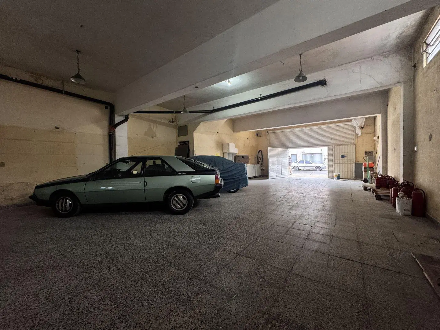 Gran deposito PH de 280 metros con oficina y 2 baños en Lanús Este 3