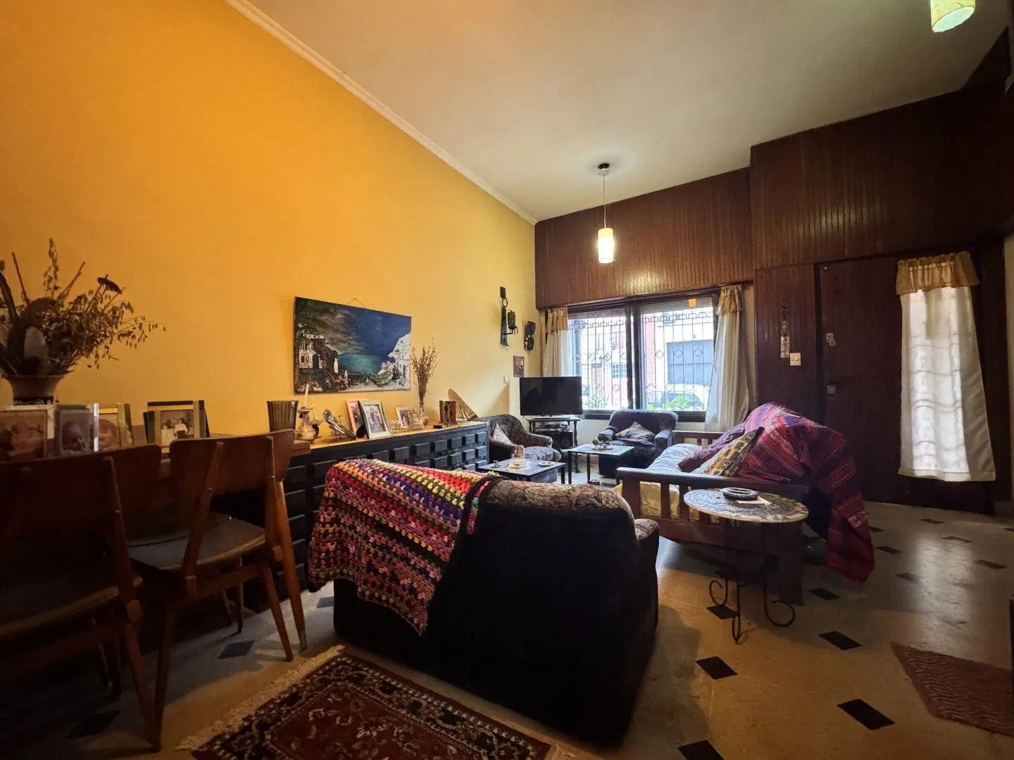 Casa de 3 amb con fondo, cochera y pileta + Depto de 3 amb en PA. Exc ubicación. 4