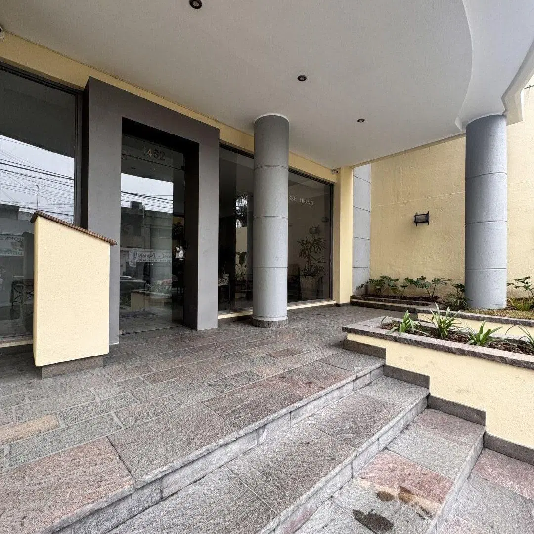 Hermoso depto de 2 amb c/ balcón en exc. ubicación 3