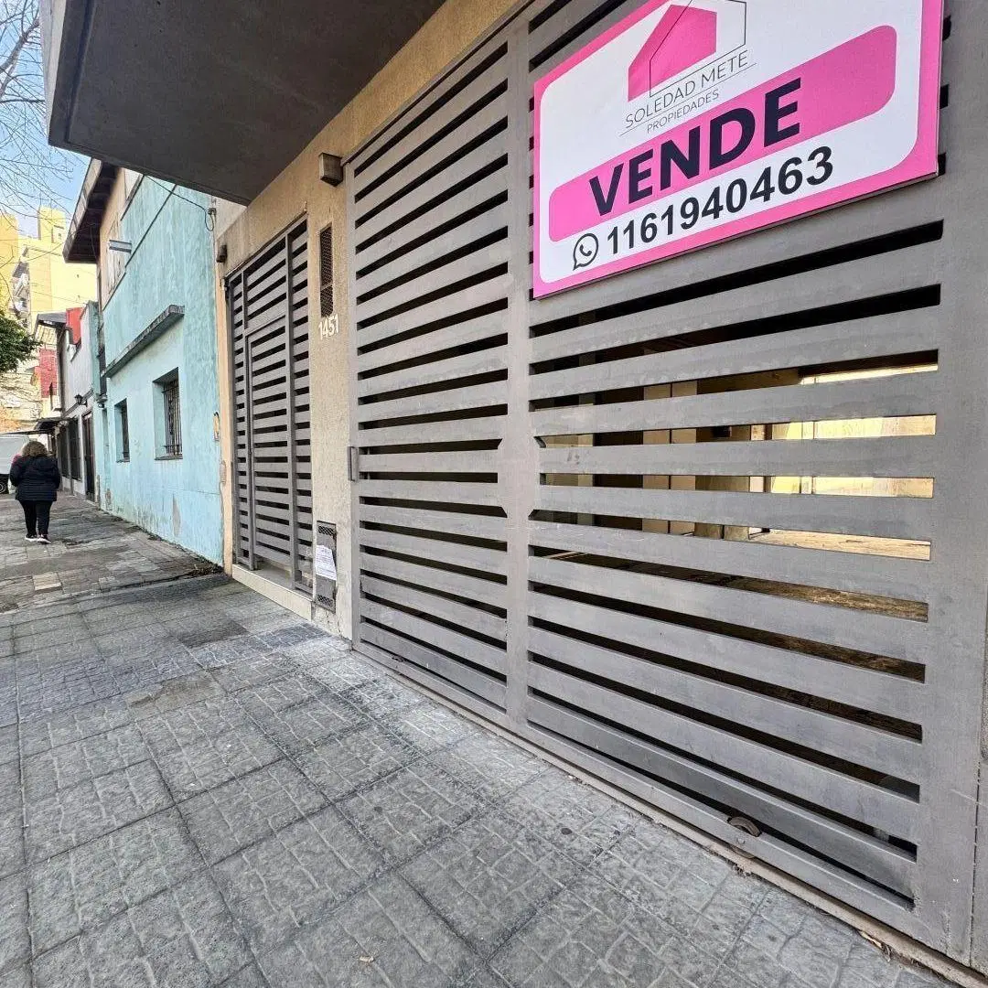Semipiso de 2 amb al frente c/ balcón y cochera en exc. ubicación 3