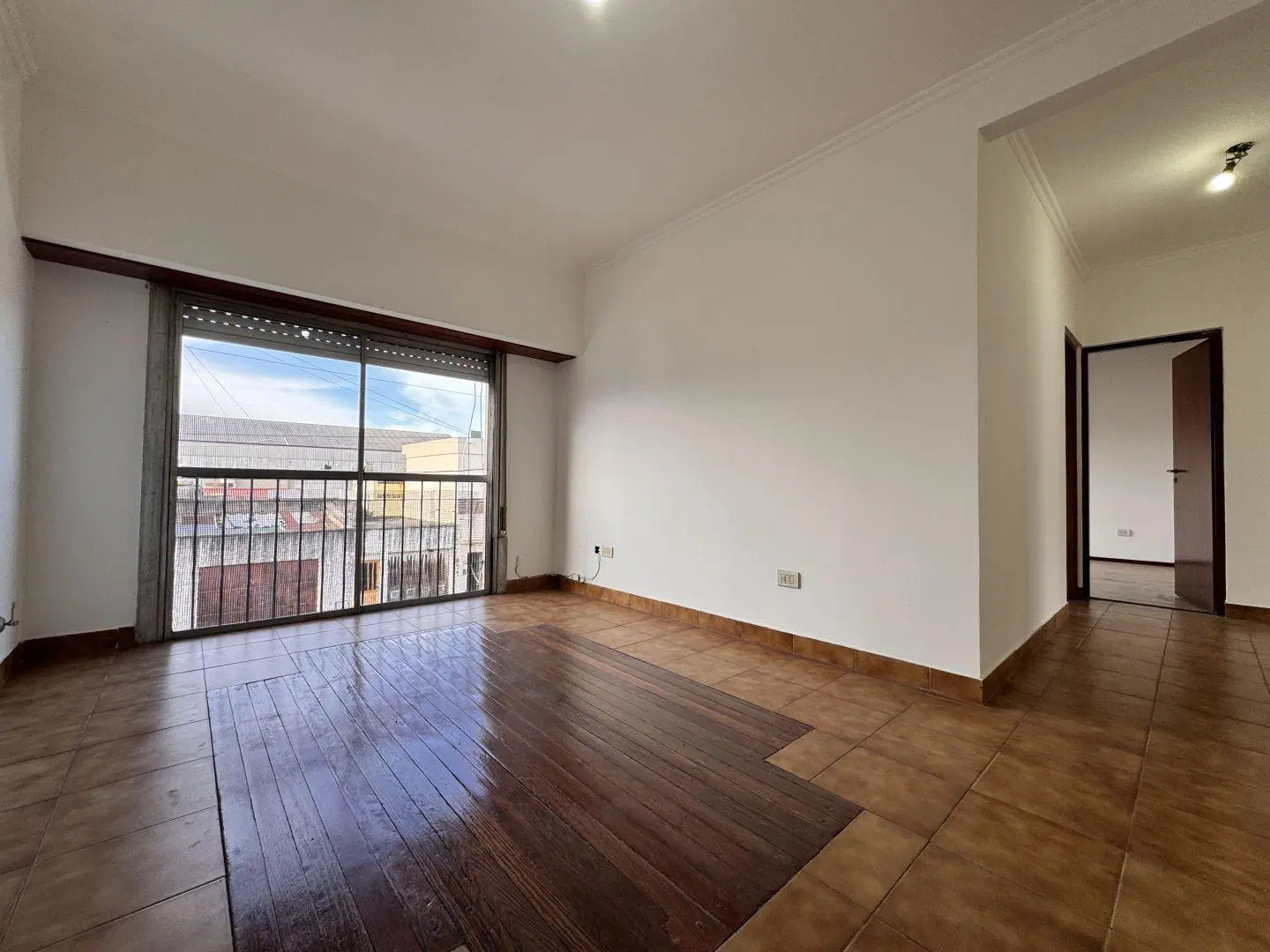 Depto tipo casa en P.A de 3 amb c/ patio y cochera. SIN EXPENSAS 3