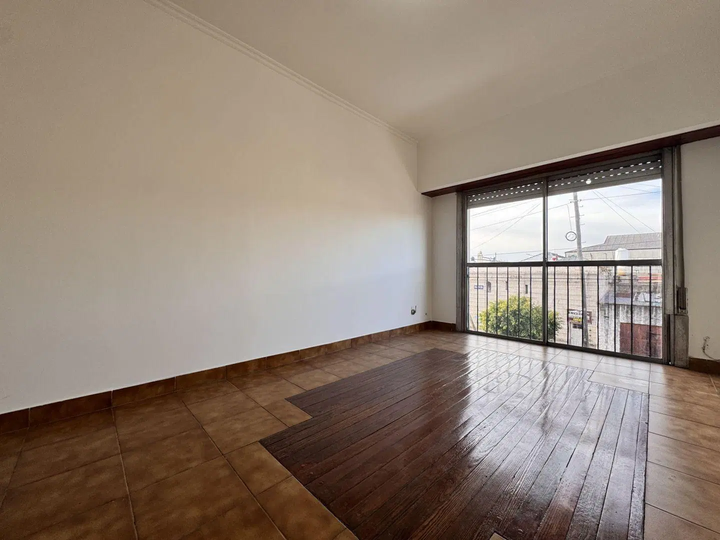 Depto tipo casa en P.A de 3 amb c/ patio y cochera. SIN EXPENSAS 2