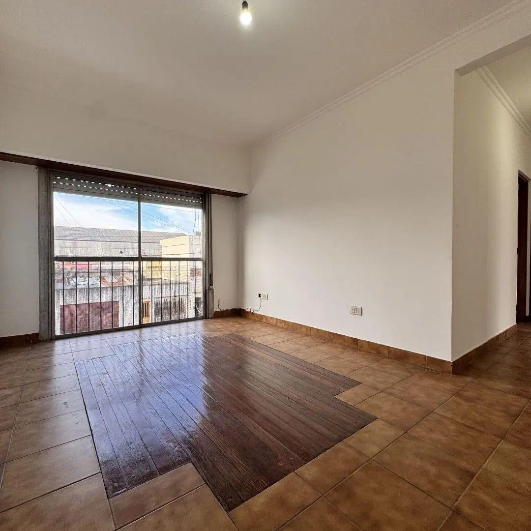 Depto tipo casa en P.A de 3 amb c/ patio y cochera. SIN EXPENSAS 5