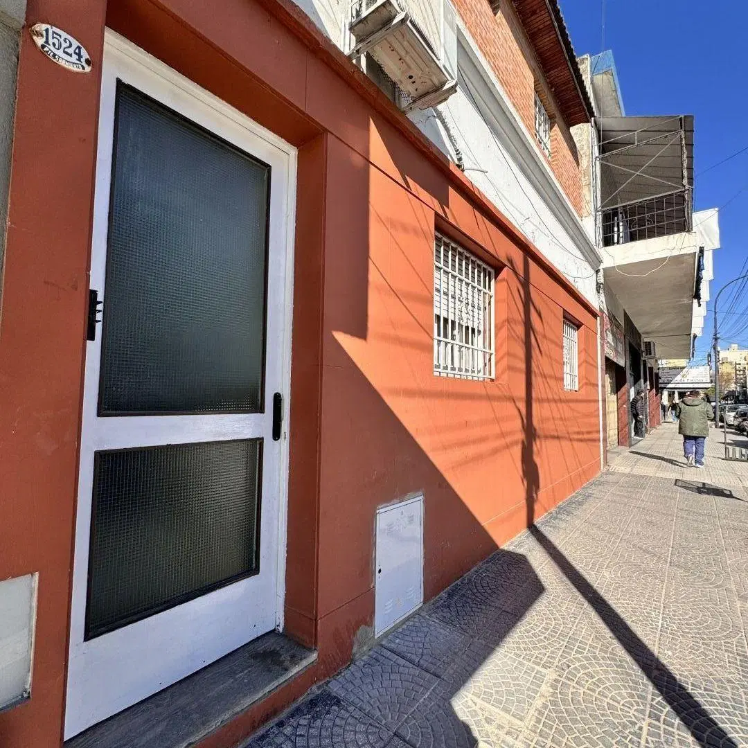 PH de 4 amb a estrenar c/ terraza en pleno lanus este. Sin expensas. 4