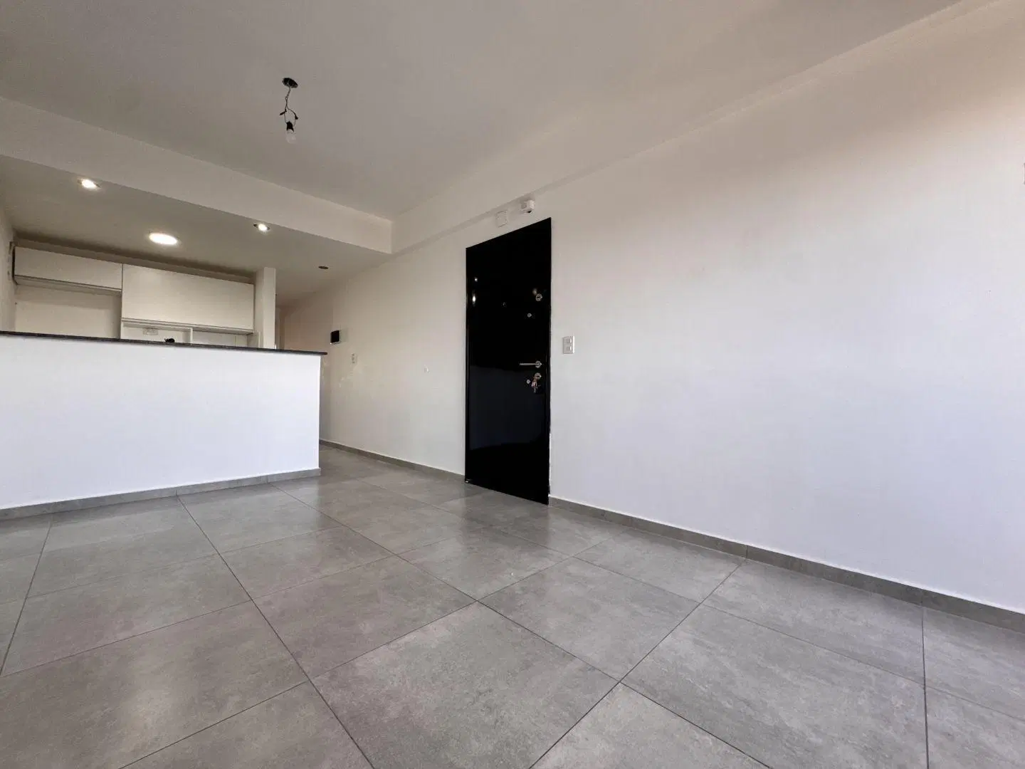 Depto de 2 amb c/ 2 balcones y cochera en exc. ubicación 8