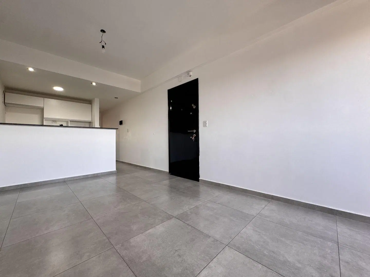 Depto de 2 amb c/ 2 balcones y cochera en exc. ubicación 4