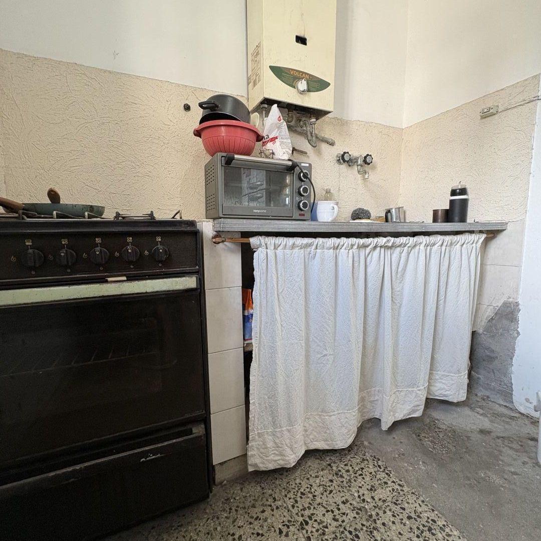 Foto de PH en planta alta de 4 amb con terraza en pleno Lanús Este. Exc, imagen 5
