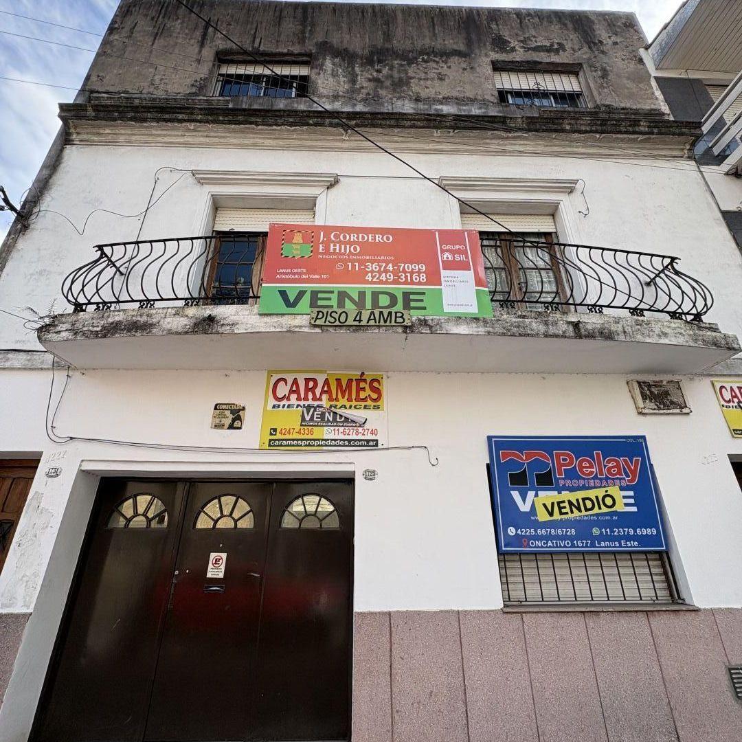 Foto de PH en planta alta de 4 amb con terraza en pleno Lanús Este. Exc, imagen 3