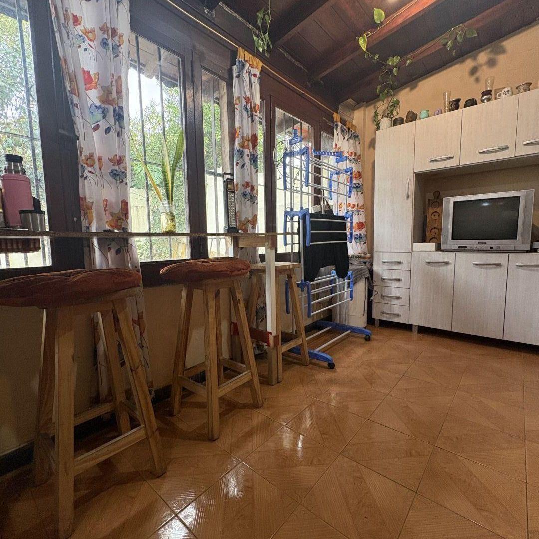 Foto de Casa lote propio de 3 amb amplio con patio. Apto credito., imagen 2