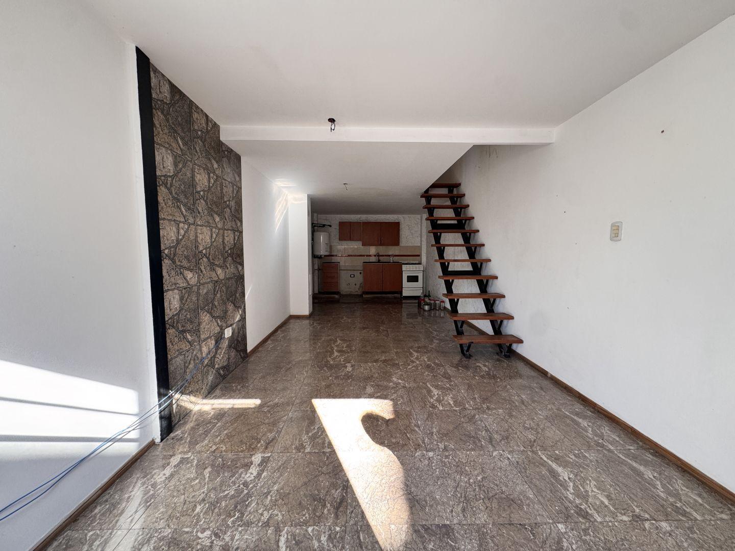 Foto de Duplex de 2 ambientes en Lanús Oeste. ¡Sin expensas!, imagen 5