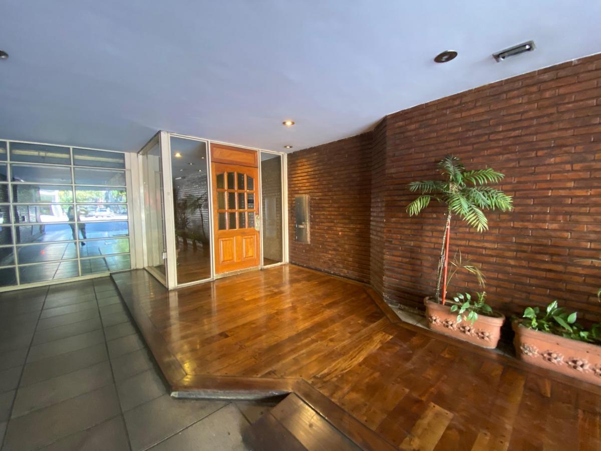 Divino 3 Amb C/balcón en Edificio Torre S/ Rivadavia y Malvinas. Oportunidad 2