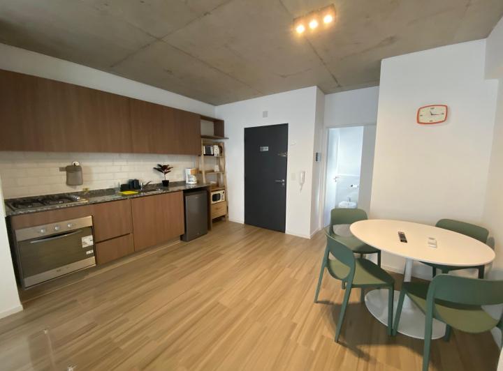 INDESCRIPTIBE MONOAMBIENTE 40 METROS AMOBLADO DE CATEGORIA SOLO PARA EXIGENTES 2