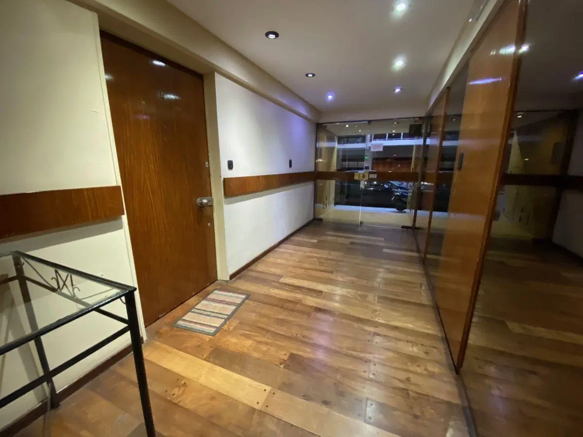 IMPERDIBLE OPORTUNIDAD EN LA MEJOR ZONA DE CABALLITO. 3 AMB DE 55 M2 SENILLOSA Y GUAYAQUIL 4