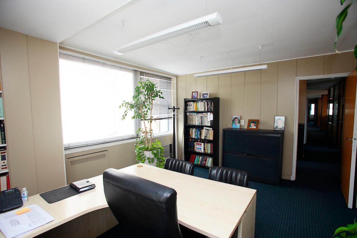 Foto de Oficinas en Venta - Piso - Rivadavia al 700 - Microcentro., imagen 2