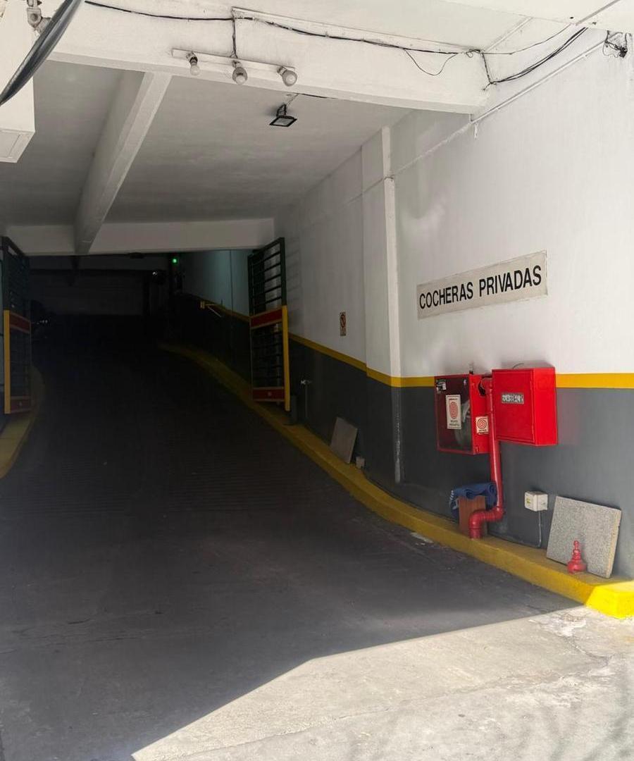 Foto de Cochera Fija en venta - Gallo 1500 - Recoleta, imagen 1
