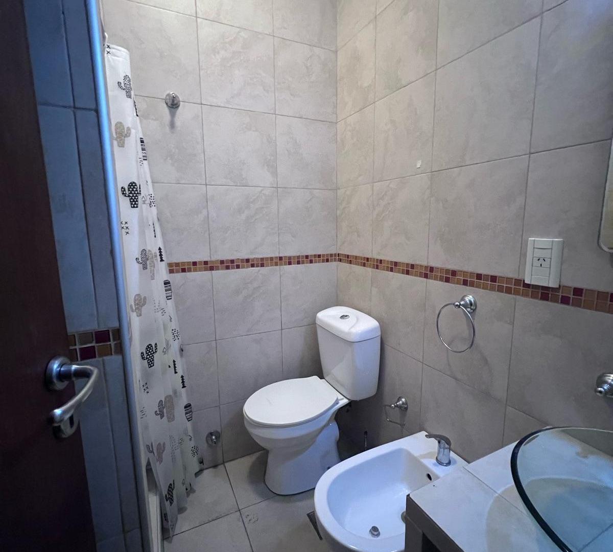 Foto de PH 5 AMBIENTES CON PATIO Y QUINCHO – SIN EXPENSAS – VILLA DEL PARQUE, imagen 4
