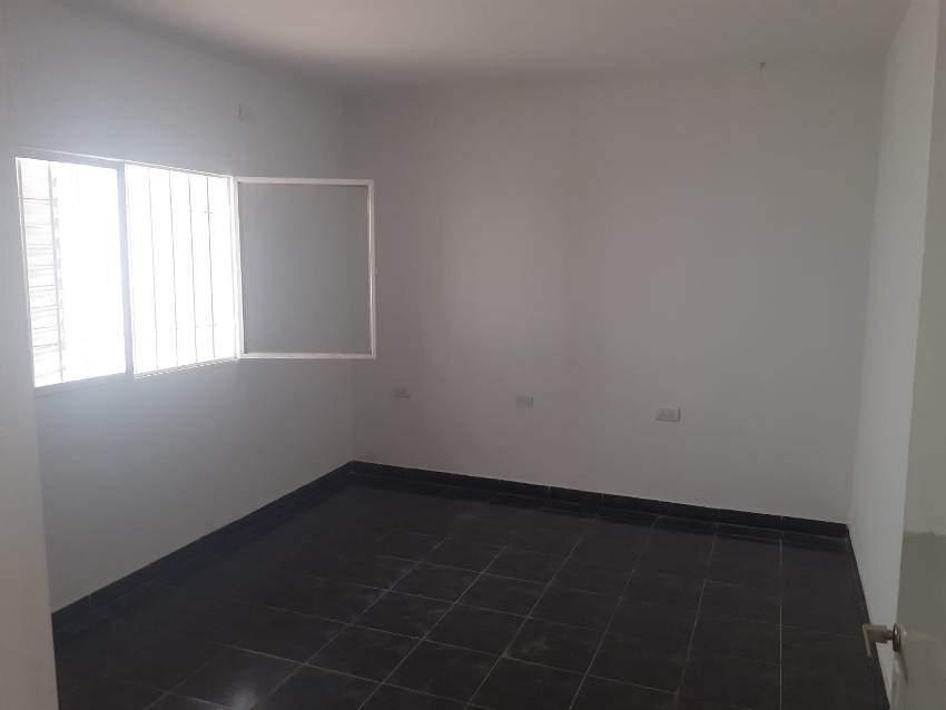 Venta Galpon (B° Santa Isabel) a 50 m de Av Armada Argentina 5
