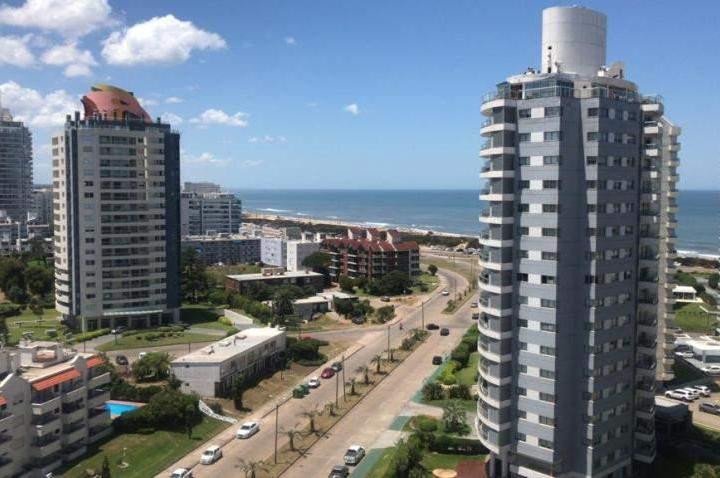 Alquiler Temporal Forest tower 2 (Punta del Este)-2 Dormitorios