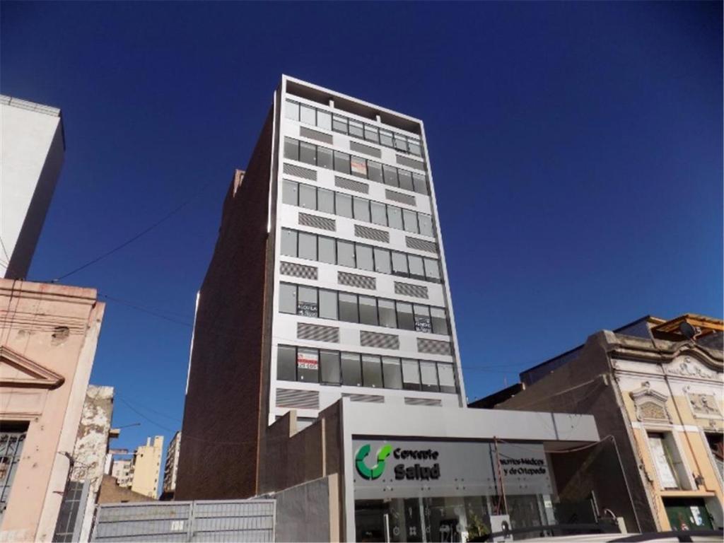 Venta oficina (edificio office city III) en Calle La Rioja, CBA.