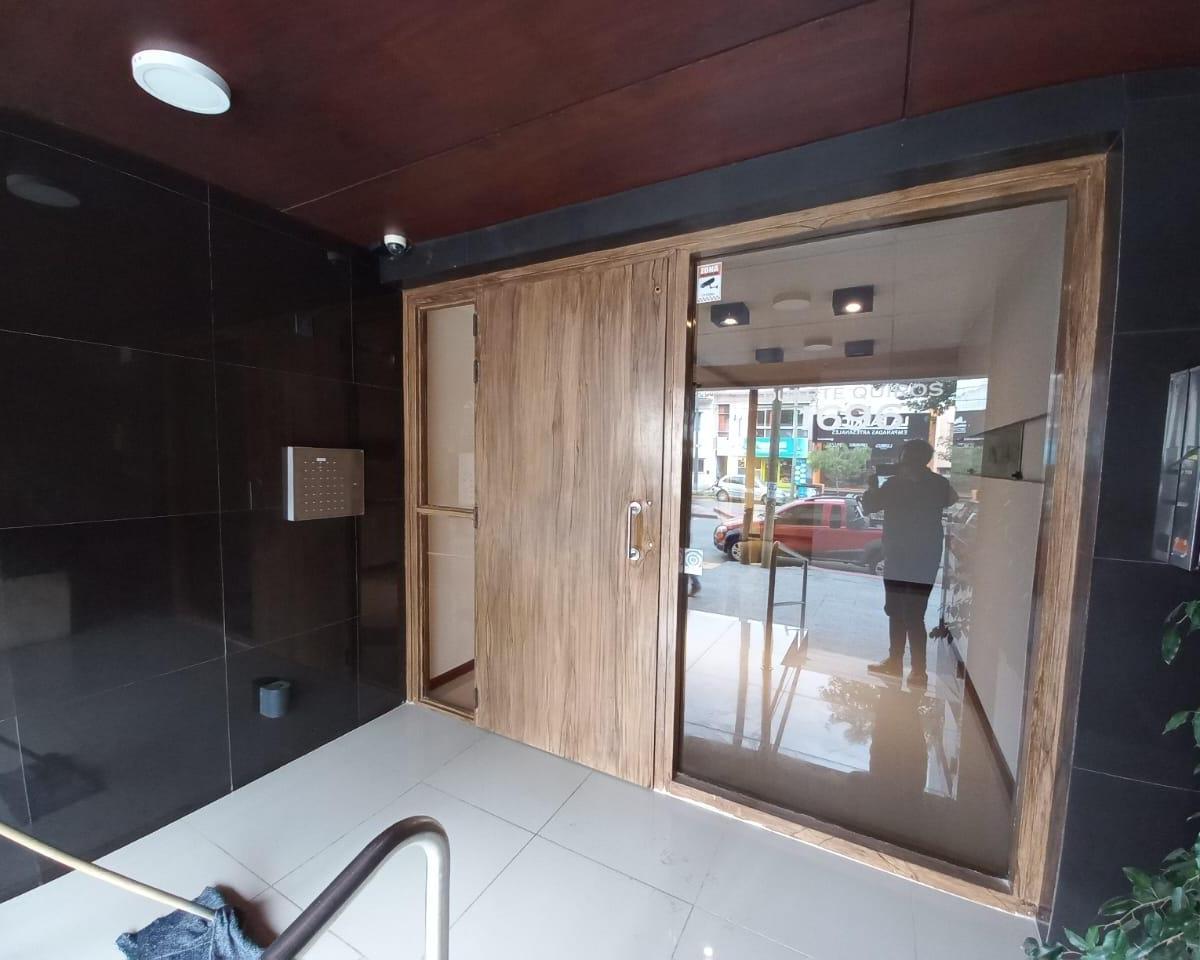 Foto de Venta Oficina en OPORTUNIDAD (Duarte Quirós 1696-Alberdi)-Torre Arsen, imagen 3