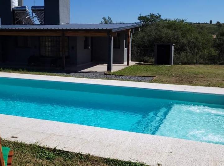 Alquiler Permanen 2 Casas Contiguas 1 Dormitorio C/U -Villa Giardino- Amobladas 2