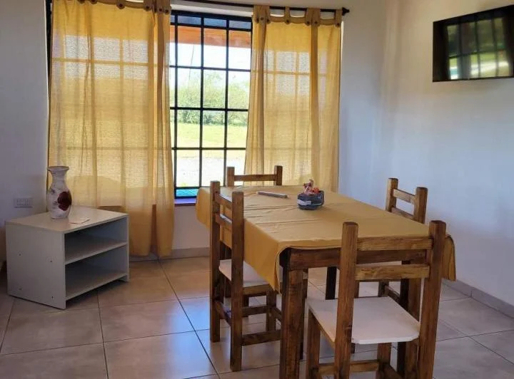 Alquiler Permanen 2 Casas Contiguas 1 Dormitorio C/U -Villa Giardino- Amobladas 3