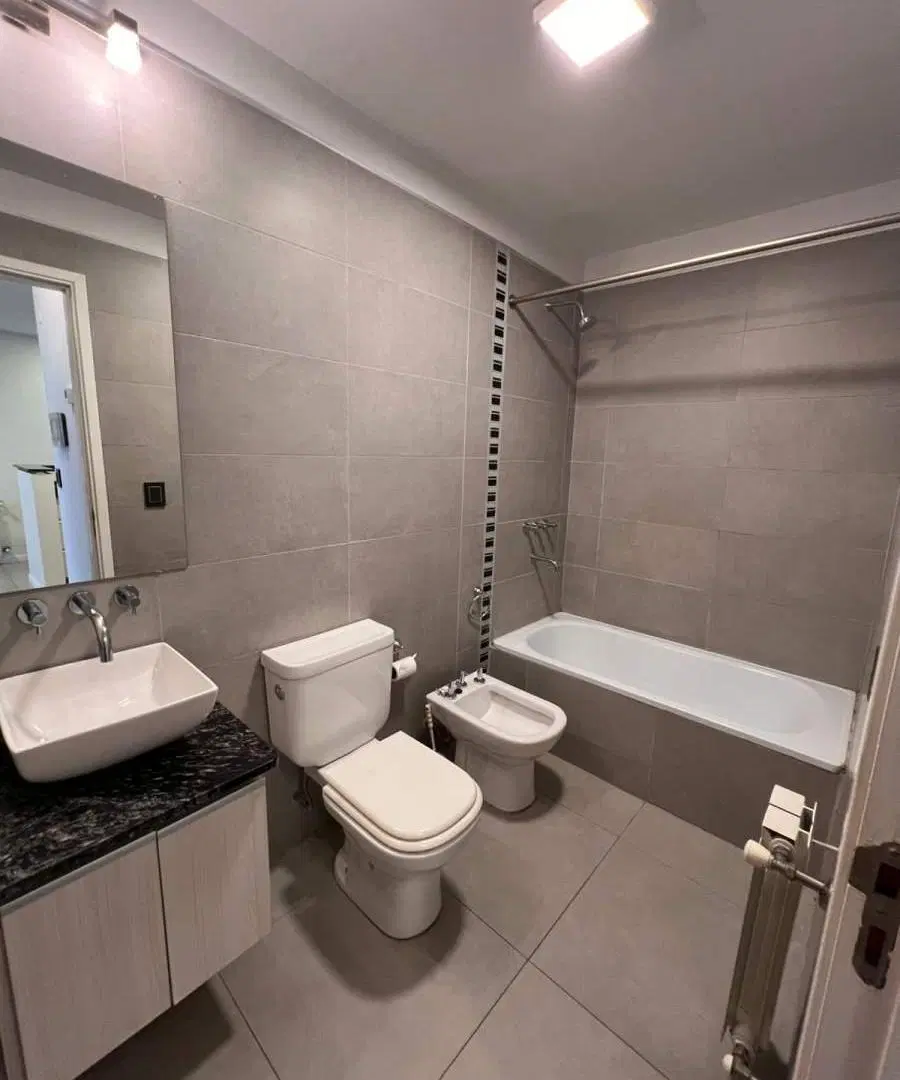 Venta  Opera Luxury (torre 2).Departamento 1 Dormitorio CVestidor 2